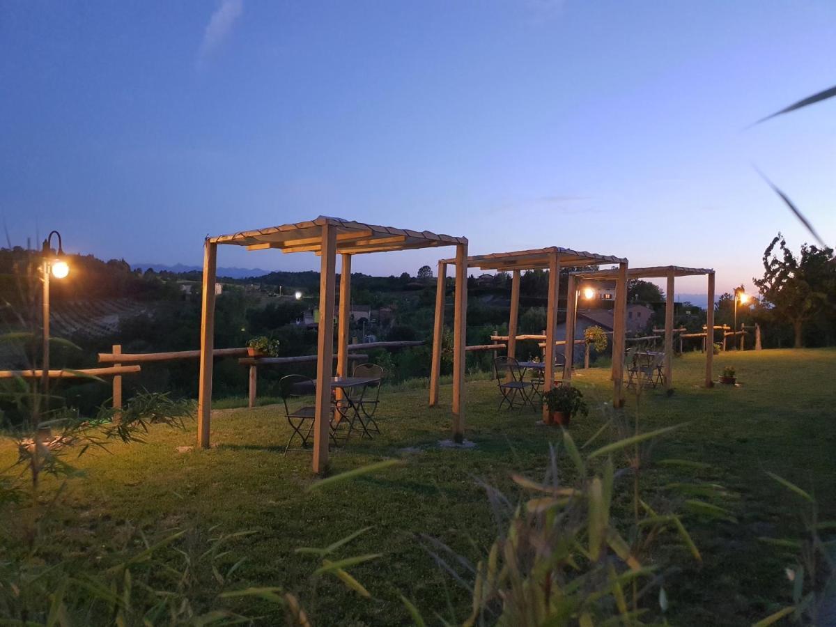 Cascina Brichat Alta Langa Serravalle delle Langhe Exterior photo